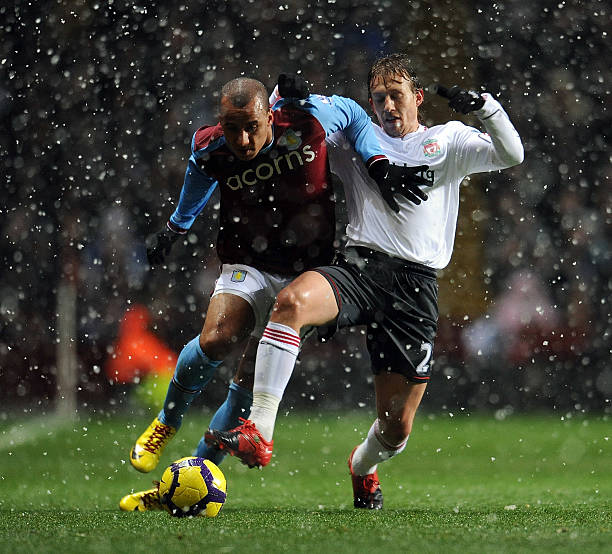 在此背景下 在此背景下